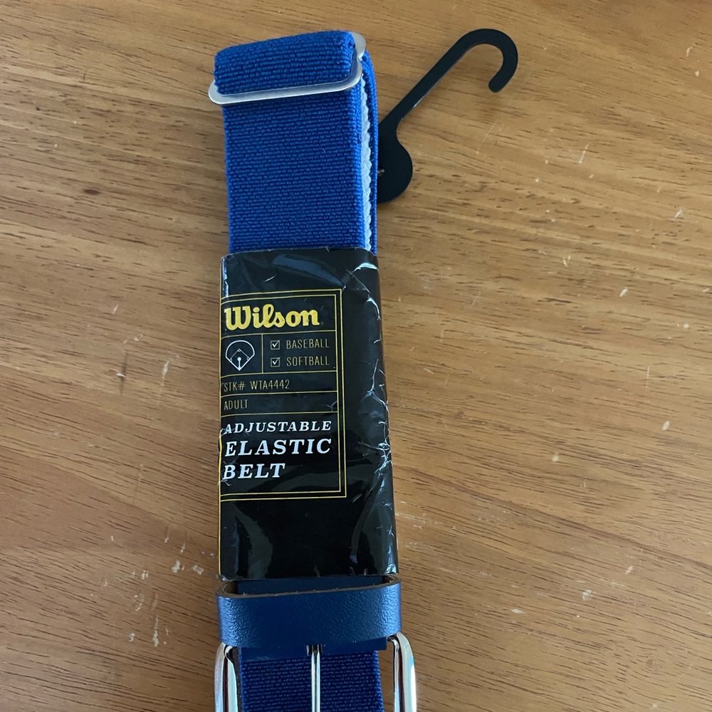 New In Package, Wilson Adult Adjustable Elastic Belt For Baseball Or Softball